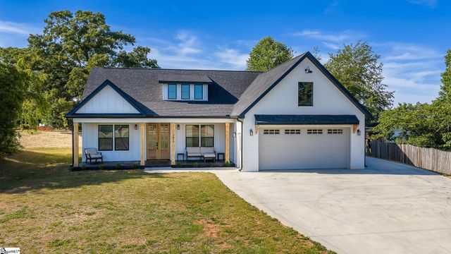 1444 Roddy Road, Campobello, SC 29322