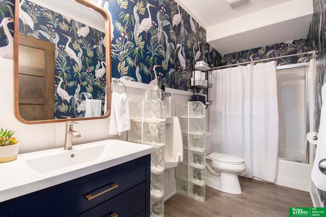 17808 S Reflection Avenue, Bennington, NE 68007