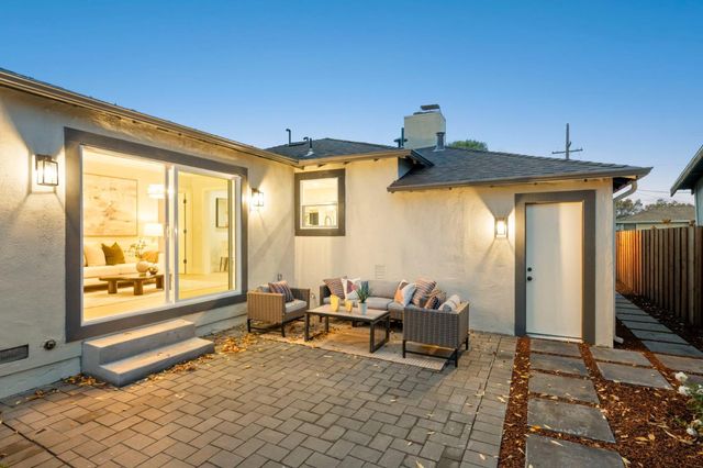 840 8th Avenue, Redwood City, CA 94063