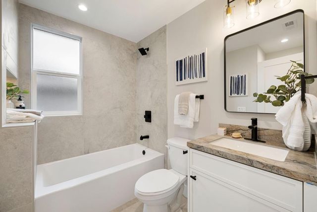 840 8th Avenue, Redwood City, CA 94063