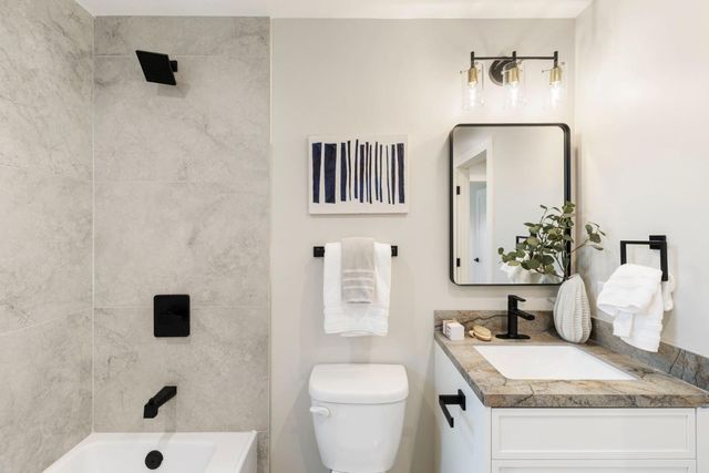 840 8th Avenue, Redwood City, CA 94063