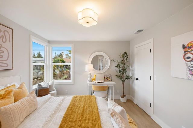 840 8th Avenue, Redwood City, CA 94063