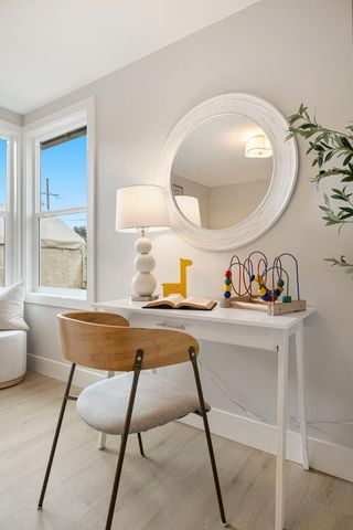 840 8th Avenue, Redwood City, CA 94063