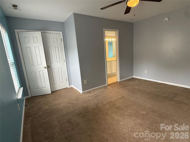 8134 Kings Creek Drive, Charlotte, NC 28273