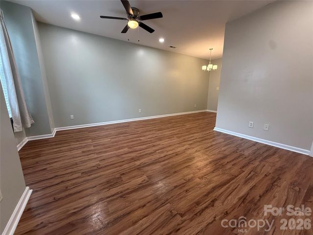 8134 Kings Creek Drive, Charlotte, NC 28273