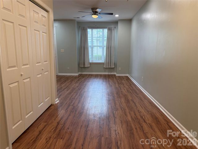 8134 Kings Creek Drive, Charlotte, NC 28273