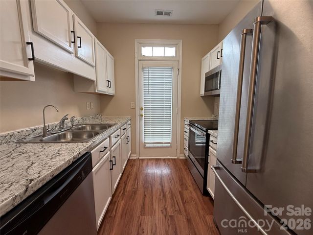 8134 Kings Creek Drive, Charlotte, NC 28273