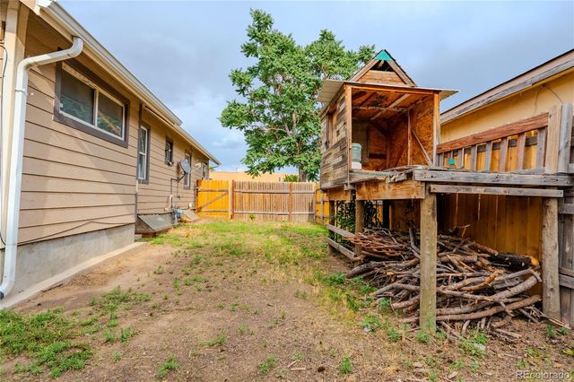 1525 Chester Street, Aurora, CO 80010