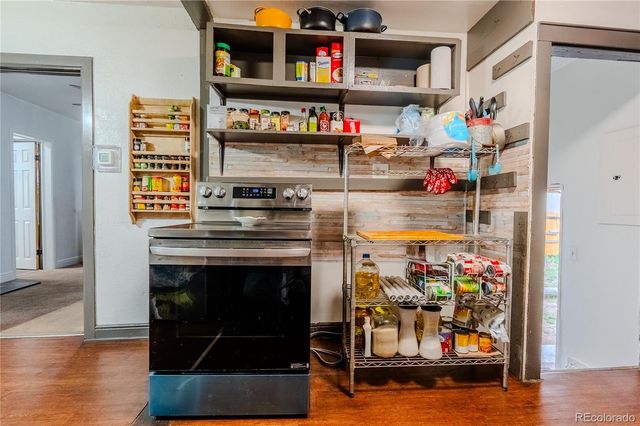 1525 Chester Street, Aurora, CO 80010