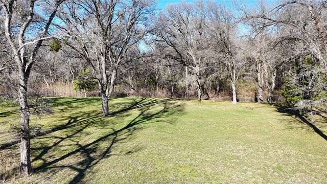 2453 Creekwood Drive, Cedar Hill, TX 75104
