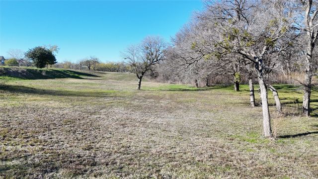 2453 Creekwood Drive, Cedar Hill, TX 75104