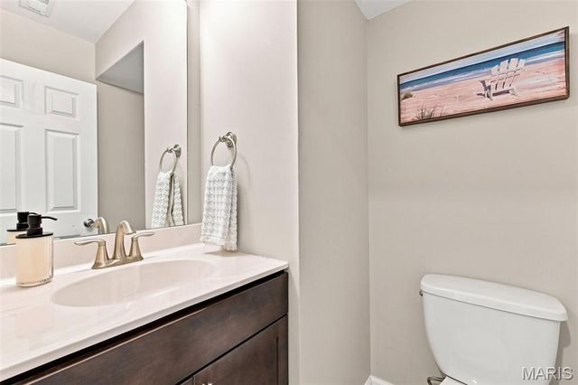 40 Trailside Court 2, St Peters, MO 63303