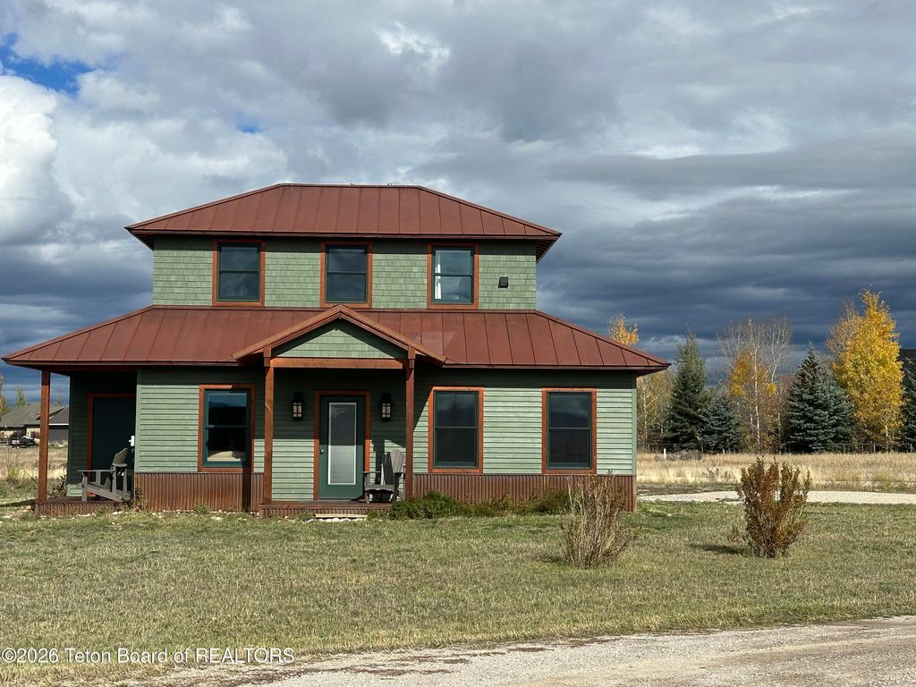 490 COBBLECREST Road, Driggs, ID 83422 photo 2