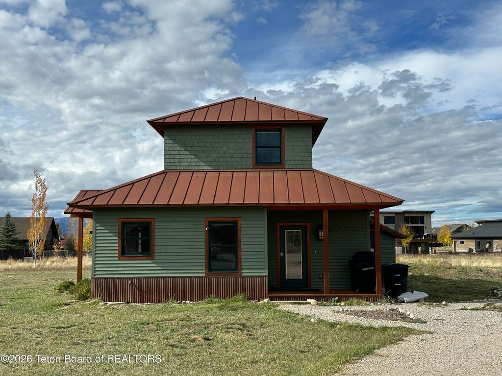 490 COBBLECREST Road, Driggs, ID 83422 photo 3
