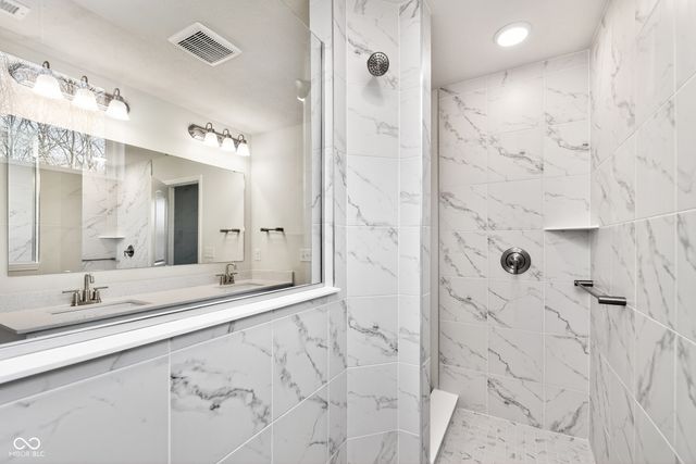 6460 Springtide Court, Plainfield, IN 46168