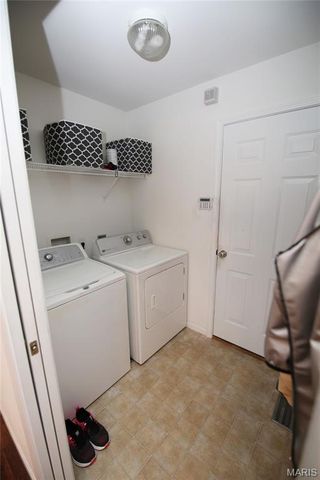 1101 Olde Lantern Lane, Belleville, IL 62223