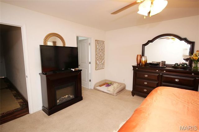 1101 Olde Lantern Lane, Belleville, IL 62223