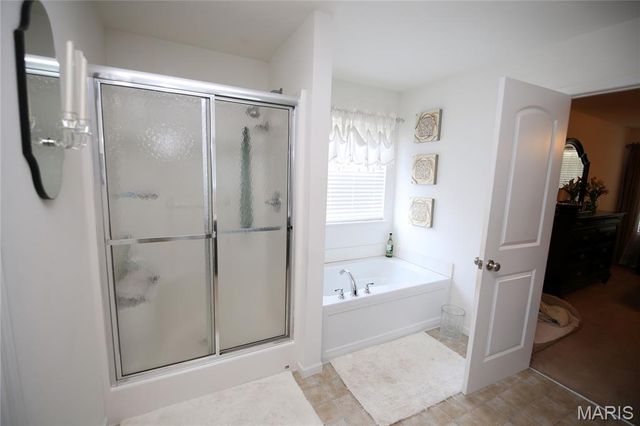 1101 Olde Lantern Lane, Belleville, IL 62223