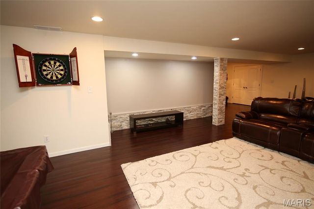1101 Olde Lantern Lane, Belleville, IL 62223