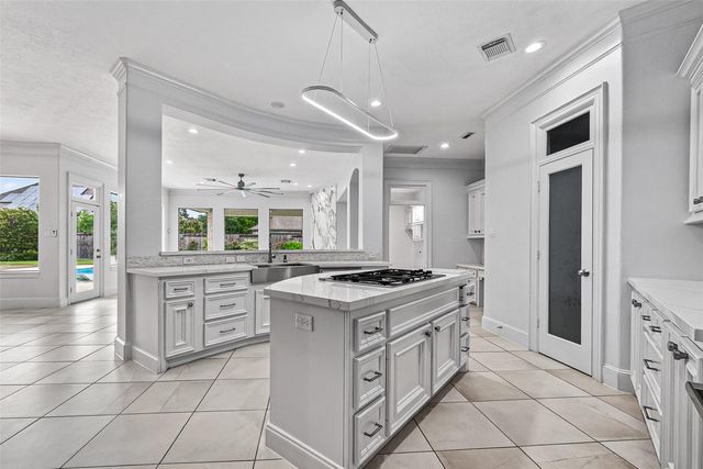 20637 Eagle Wood Trace Drive, Porter, TX 77365