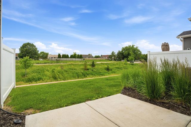 5138 94th Lane N, Brooklyn Park, MN 55443