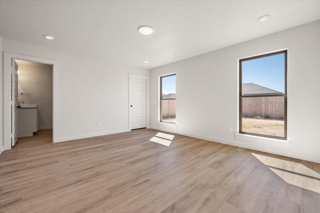 703 E 30th Street, Wolfforth, TX 79382