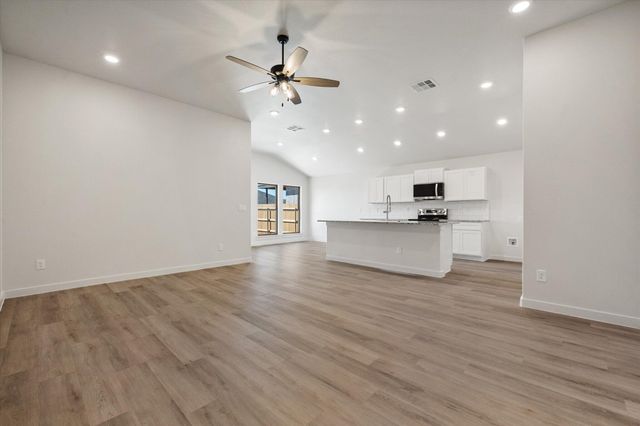 703 E 30th Street, Wolfforth, TX 79382