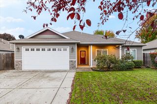 931 Highbury Drive, Medford, OR 97501
