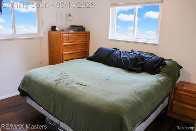 31686 Hazel Street, Rockwood, MI 48173