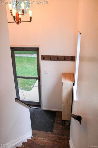31686 Hazel Street, Rockwood, MI 48173