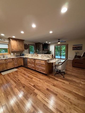 1018 Bunker Ridge, Soddy Daisy, TN 37379