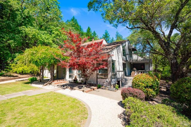 1275 Summit Lake Dr, Angwin, CA 94508