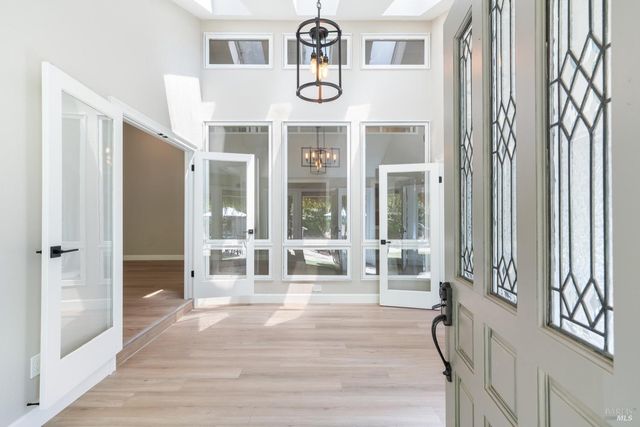 1275 Summit Lake Dr, Angwin, CA 94508