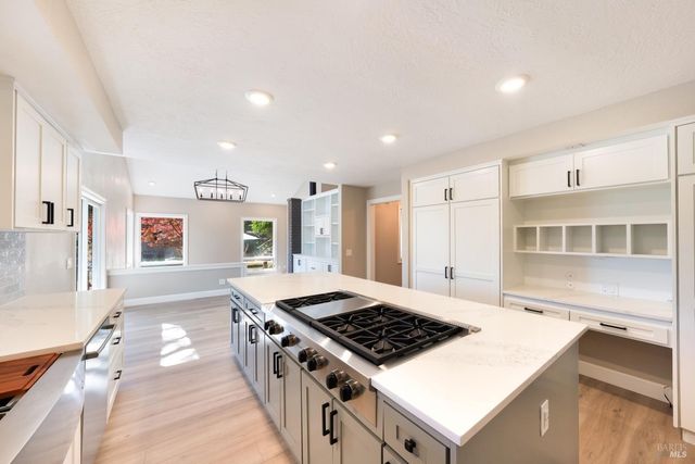 1275 Summit Lake Dr, Angwin, CA 94508