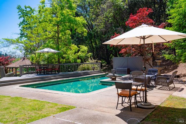 1275 Summit Lake Dr, Angwin, CA 94508