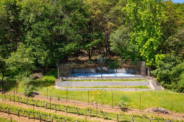 1275 Summit Lake Dr, Angwin, CA 94508