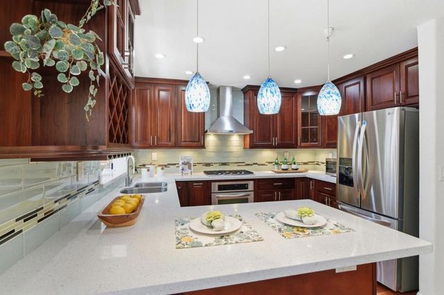 117 Gladys Avenue, Mountain View, CA 94043