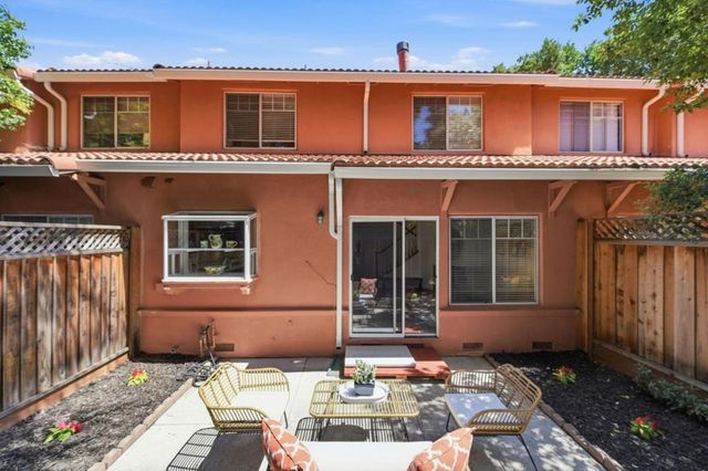 117 Gladys Avenue, Mountain View, CA 94043