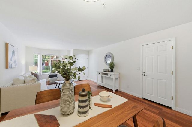 117 Gladys Avenue, Mountain View, CA 94043