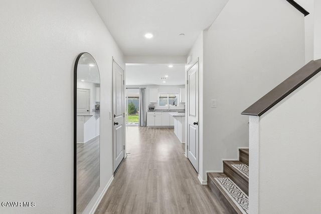 4384 W Ave J-5, Lancaster, CA 93536