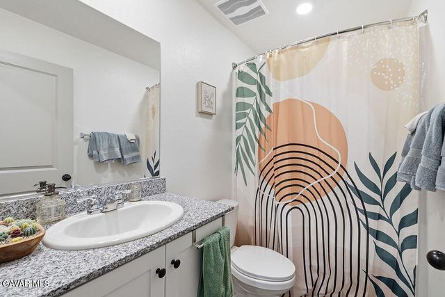 4384 W Ave J-5, Lancaster, CA 93536