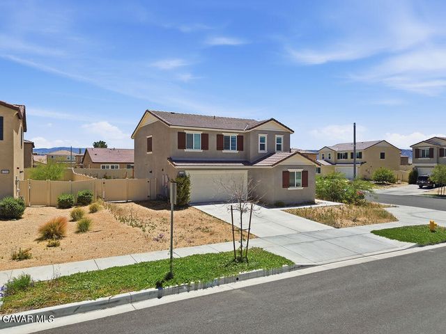 4384 W Ave J-5, Lancaster, CA 93536