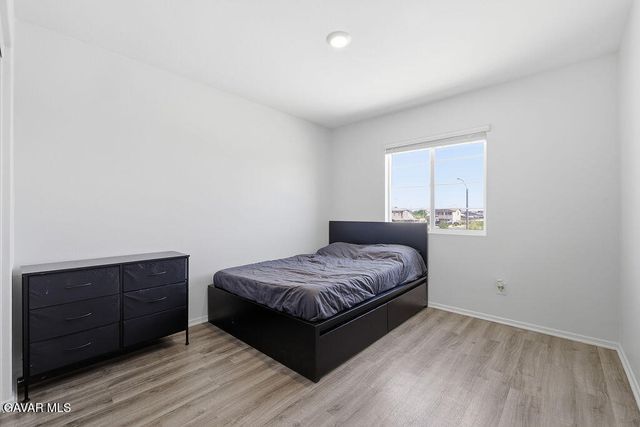 4384 W Ave J-5, Lancaster, CA 93536