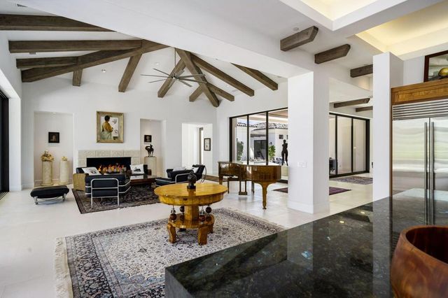 52560 Del Gato Drive, La Quinta, CA 92253