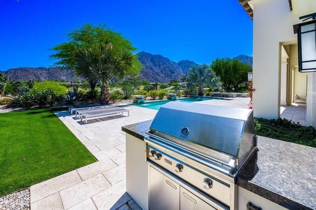 52560 Del Gato Drive, La Quinta, CA 92253