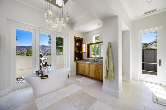 52560 Del Gato Drive, La Quinta, CA 92253