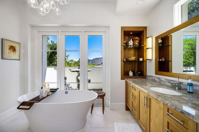 52560 Del Gato Drive, La Quinta, CA 92253