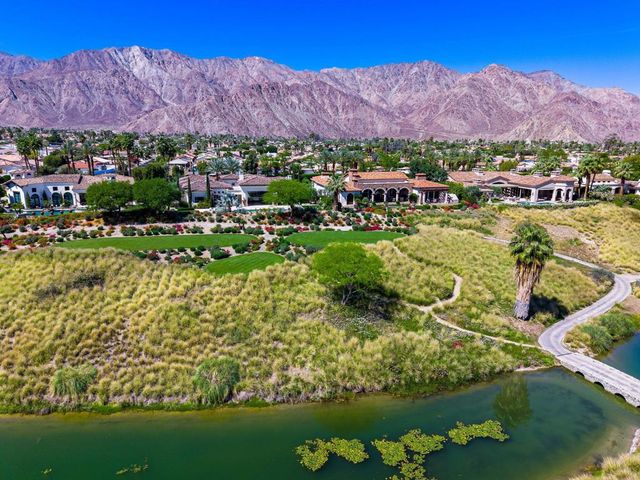 52560 Del Gato Drive, La Quinta, CA 92253