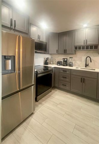 1800 N Andrews Avenue 5D, Fort Lauderdale, FL 33311