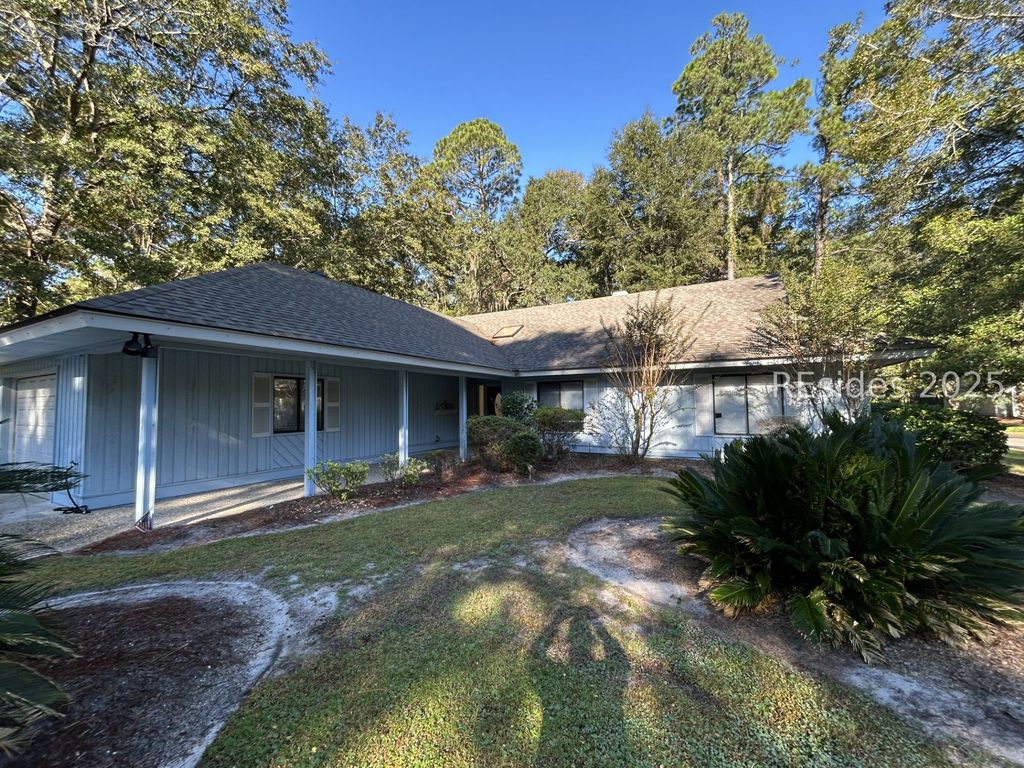 2 Fishermans Bend Ct, Hilton Head Island, SC 29926